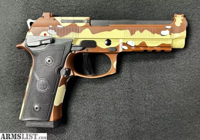 Beretta 92XI in Chocolate Chip Camo from BIG'N OUTDOORS near Hartwell, Georgia, USA
