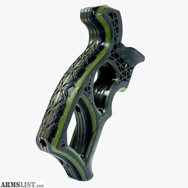 Vektor 5 Precision AR Grip Gator Gold from Future Forged Ltd near Covington, North Central, PA, PA